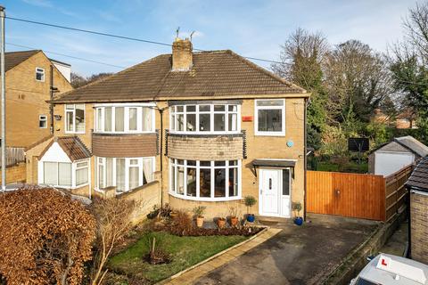 3 bedroom semi-detached house for sale, Hollin Hill Avenue, Leeds LS8