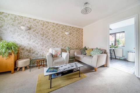 12 Eton Close, Basingstoke, RG22 4YE