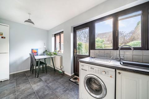 12 Eton Close, Basingstoke, RG22 4YE