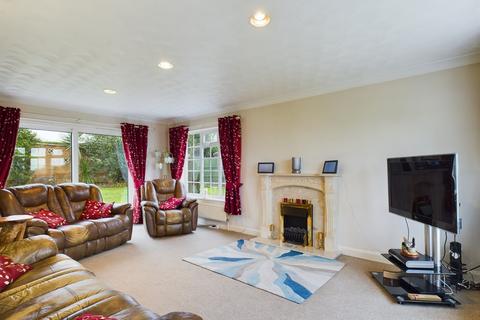 4 bedroom detached house for sale, Lynn Road, Downham Market PE38