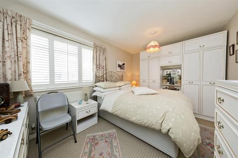 1 bedroom apartment for sale, Anlaby Road, Teddington