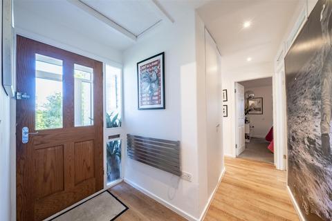 54 Fields Court, Warwick, CV34 5HP