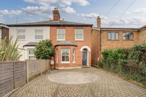 Rancho Marlow Road, Bourne End, SL8 5SP
