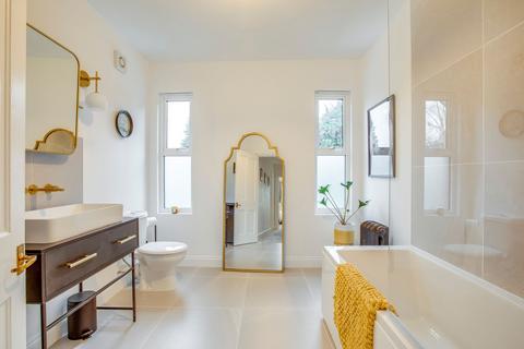Rancho Marlow Road, Bourne End, SL8 5SP