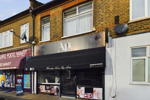 Property to rent, Brunswick Avenue, London N11