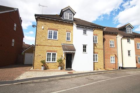 4 bedroom detached house for sale, Prower Close, Billericay CM11