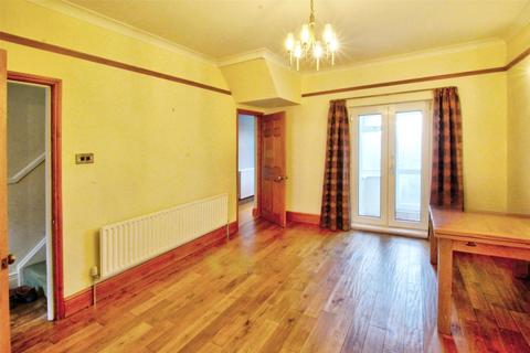 2 bedroom terraced house to rent, Salisbury Place, Bishop Auckland, County Durham, DL14