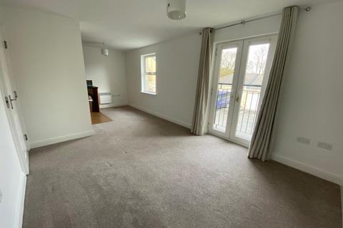 2 bedroom flat for sale, Tundra Grove, Bingley, West Yorkshire, BD16