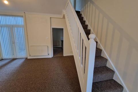 4 bedroom terraced house to rent, 1205 Neath RoadPlasmarlSwansea