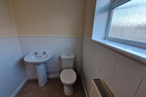 4 bedroom terraced house to rent, 1205 Neath RoadPlasmarlSwansea