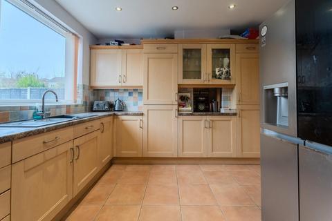 26 Bridgnorth Road, Wombourne, Wolverhampton, WV5 0AA