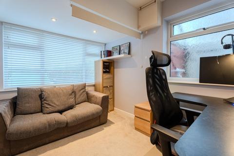 26 Bridgnorth Road, Wombourne, Wolverhampton, WV5 0AA