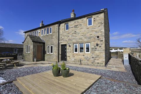 4 bedroom house to rent, Greenfield Road, Holmfirth HD9