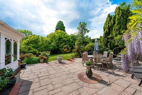 5 bedroom cottage for sale, Natsfield House, Nurton Hill Road, Pattingham, WV6 7HQ