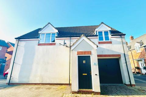 2 bedroom detached house to rent, Lundy Gate, Portishead, Bristol, Somerset, BS20