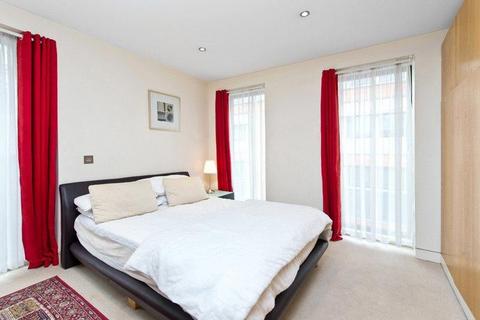 2 bedroom apartment to rent, Woodstock Street, Mayfair, W1C