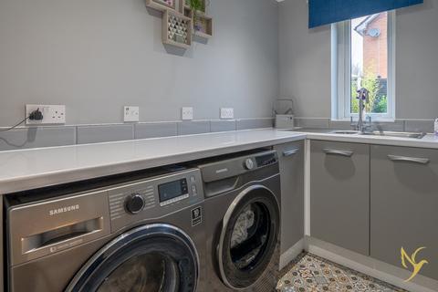 3 Dunster Close, Berkeley Beverborne, Worcester, WR4 0EQ