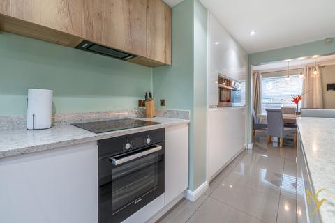 3 Dunster Close, Berkeley Beverborne, Worcester, WR4 0EQ