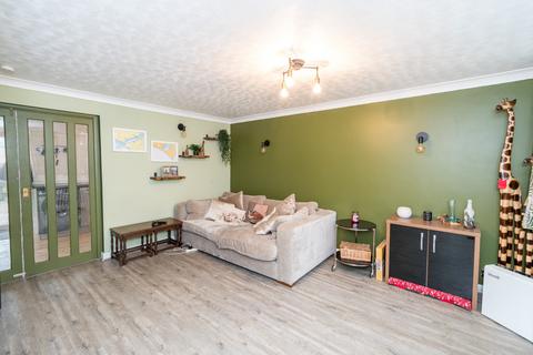 3 bedroom terraced house for sale, Hawkhurst Close, Southampton, SO19