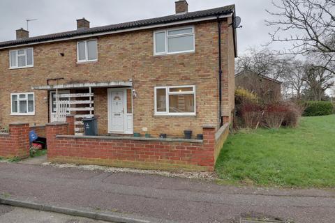 3 bedroom end of terrace house to rent, Hudson Road, Stevenage SG2