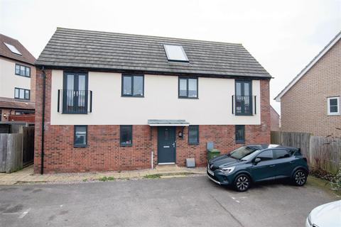 2 bedroom coach house for sale, Neptune Road, Wellingborough