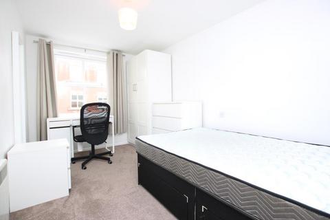 3 bedroom flat to rent, Paxton, Bristol BS16