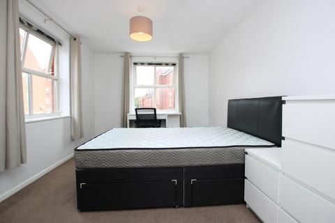 3 bedroom flat to rent, Paxton, Bristol BS16