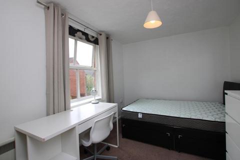 3 bedroom flat to rent, Paxton, Bristol BS16