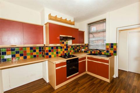 3 bedroom terraced house to rent, Chester Street, Chesterfield, S40