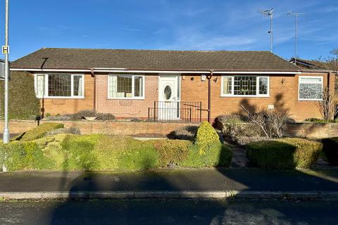 3 bedroom detached bungalow for sale, Hadendale, Cradley Heath