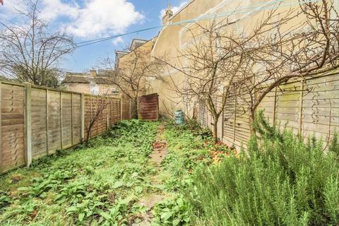 4 bedroom terraced house for sale, Median Road, London E5