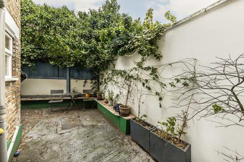 29 Benn Street, London, E9 5SU