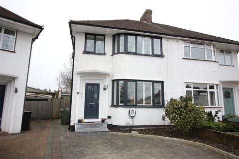 16 Lodge Close, Orpington, BR6 0QQ