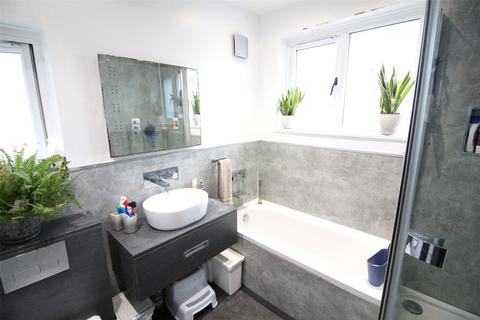 16 Lodge Close, Orpington, BR6 0QQ