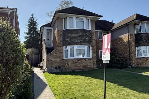 16 Willis Close, Epsom, KT18 7SS