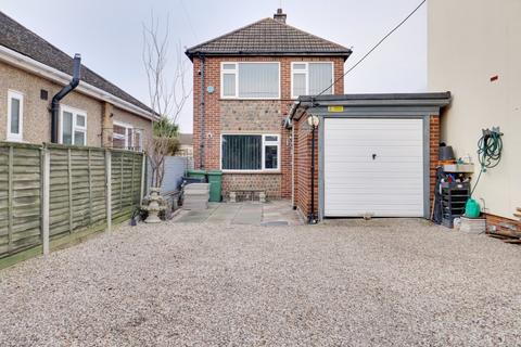 4 bedroom detached house for sale, Parsonage Road, Rainham RM13