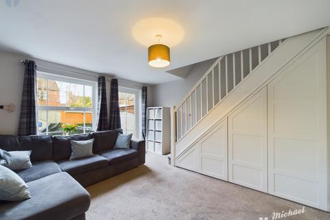 2 bedroom semi-detached house for sale, Highgate Mews, Fairford Leys, Aylesbury, Buckinghamshire