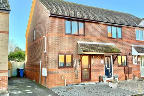 2 bedroom end of terrace house for sale, Champion Close, Milford on Sea, Lymington, Hampshire, SO41