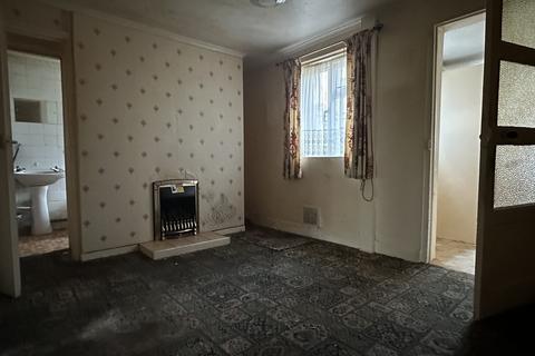 11 Heol Glantawe, Ystradgynlais, Swansea, SA9 1ES