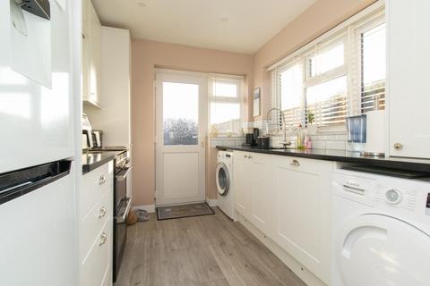 3 bedroom semi-detached house for sale, Vincent Close, Broadstairs, CT10