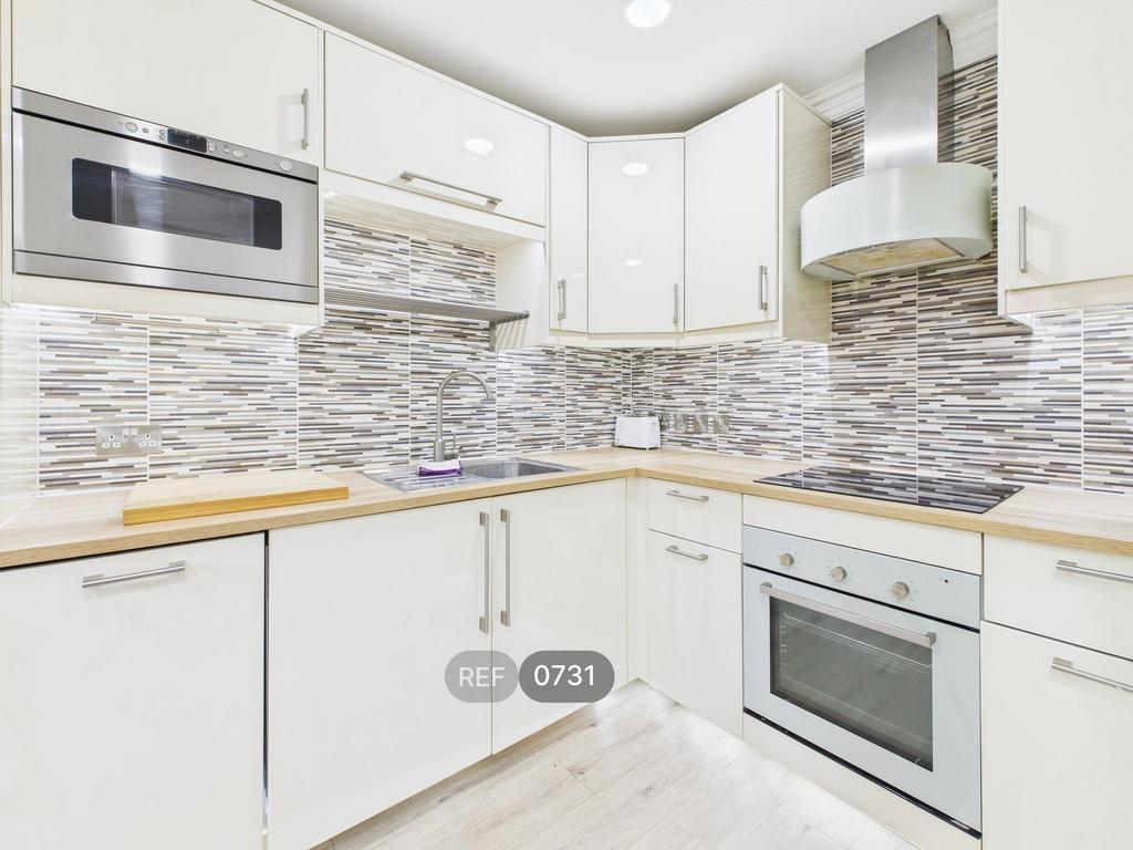 Kitchen &amp; Living area