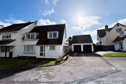 3 bedroom semi-detached house to rent, Oldenburg Park, Paignton, TQ3