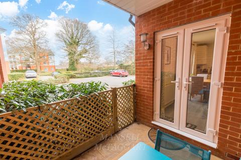 1 bedroom flat for sale, Bedivere Road, Crawley RH11