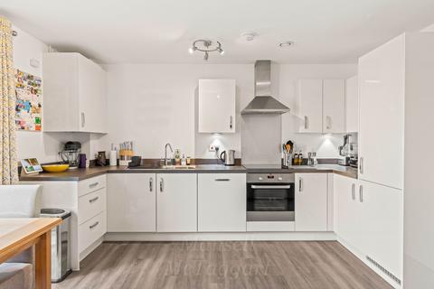 35 Bedivere Road, Crawley, RH11 0FX
