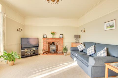 15 Ferry Road, Bournemouth, BH6 4BH