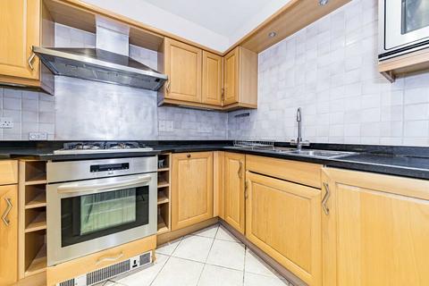 3 bedroom flat for sale, Chapman Square, London SW19