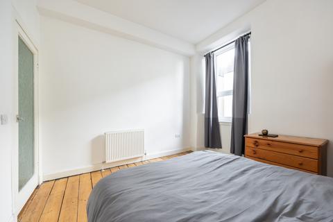 38/11 Caledonian Crescent, Edinburgh, EH11 2AG
