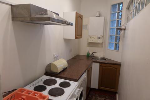 Studio to rent, St. Augustines Avenue, South Croydon CR2