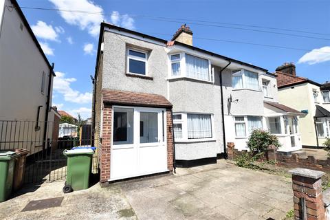 3 bedroom semi-detached house to rent, Northdown Road, Welling DA16