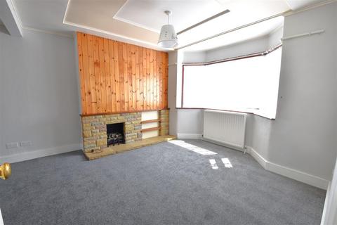 3 bedroom semi-detached house to rent, Northdown Road, Welling DA16